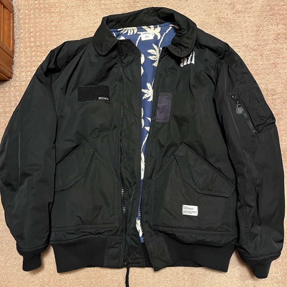 MENS BOMBER JACKET SZ L